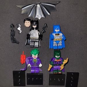 New DC Batman & Joker 4 mini figure set
